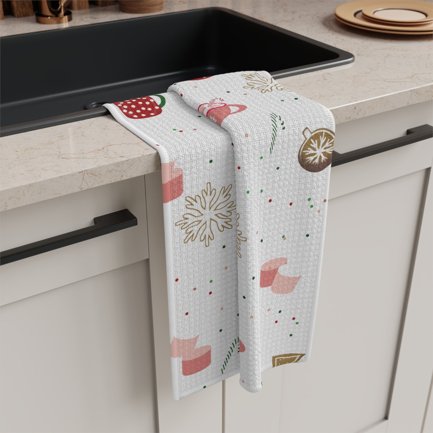 Holiday Hot Cocoa Microfiber Towel — Festive Christmas Mug & Cookie Tea Towel