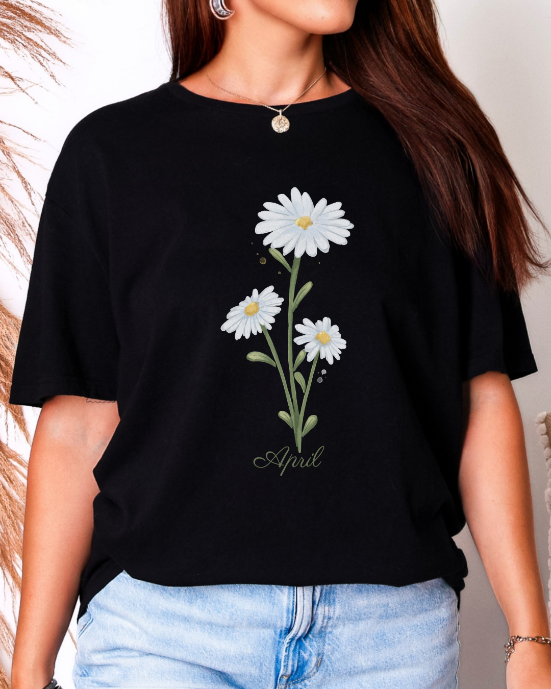April Birthday Daisy T-shirt — Floral Tee