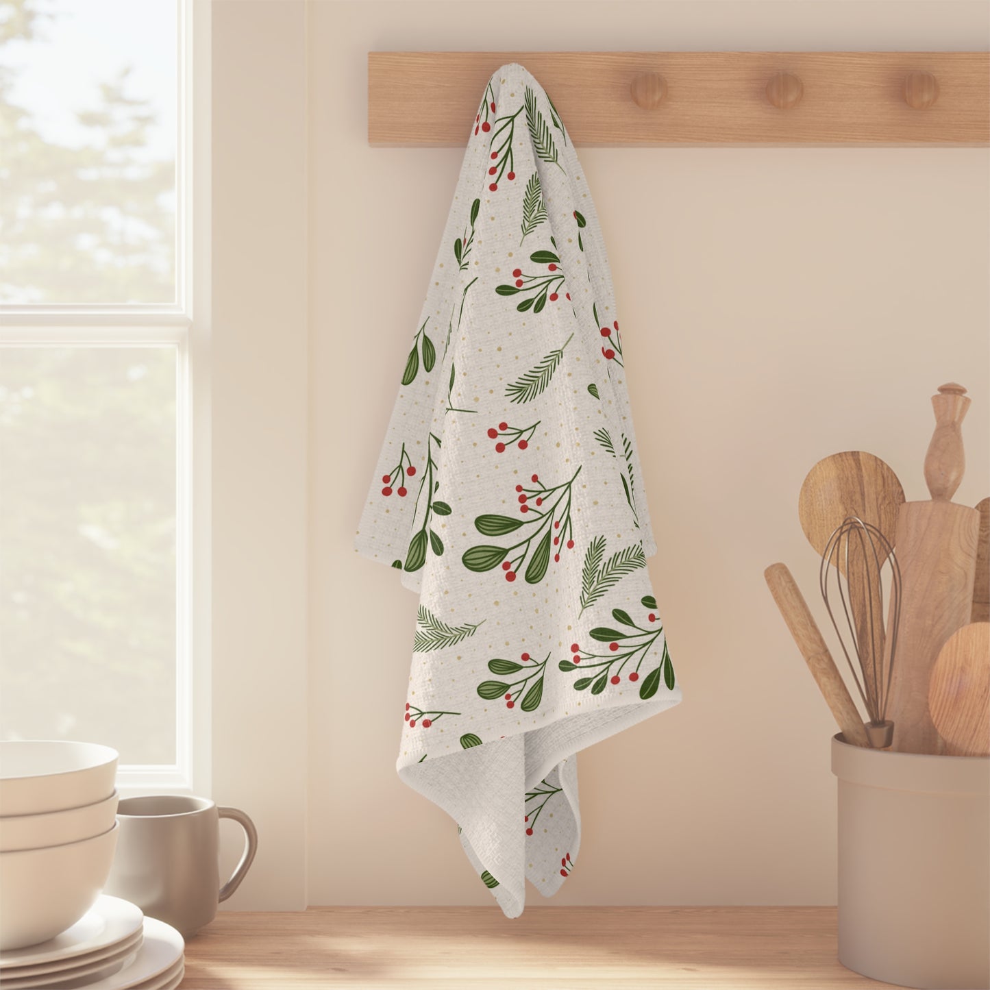 Holiday Mistletoe Microfiber Tea Towel — Festive Green & Red Kitchen Towel